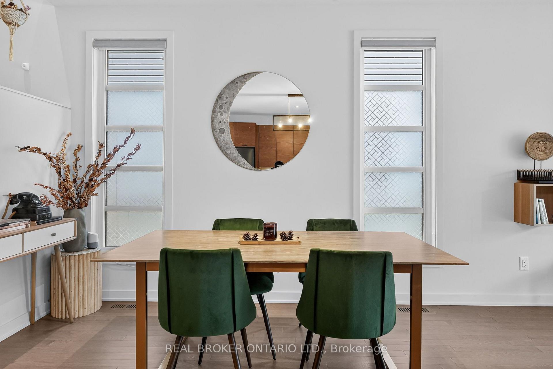 Photo 18 of 1071 Lunar Glow Crescent, Ottawa, Riverside South/Gloucester Glen — HOMEH