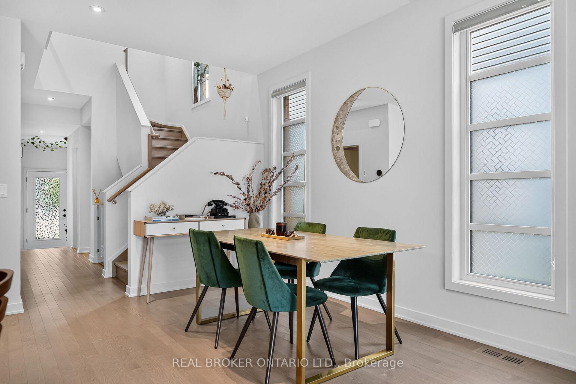 Photo 19 of 1071 Lunar Glow Crescent, Ottawa, Riverside South/Gloucester Glen — HOMEH