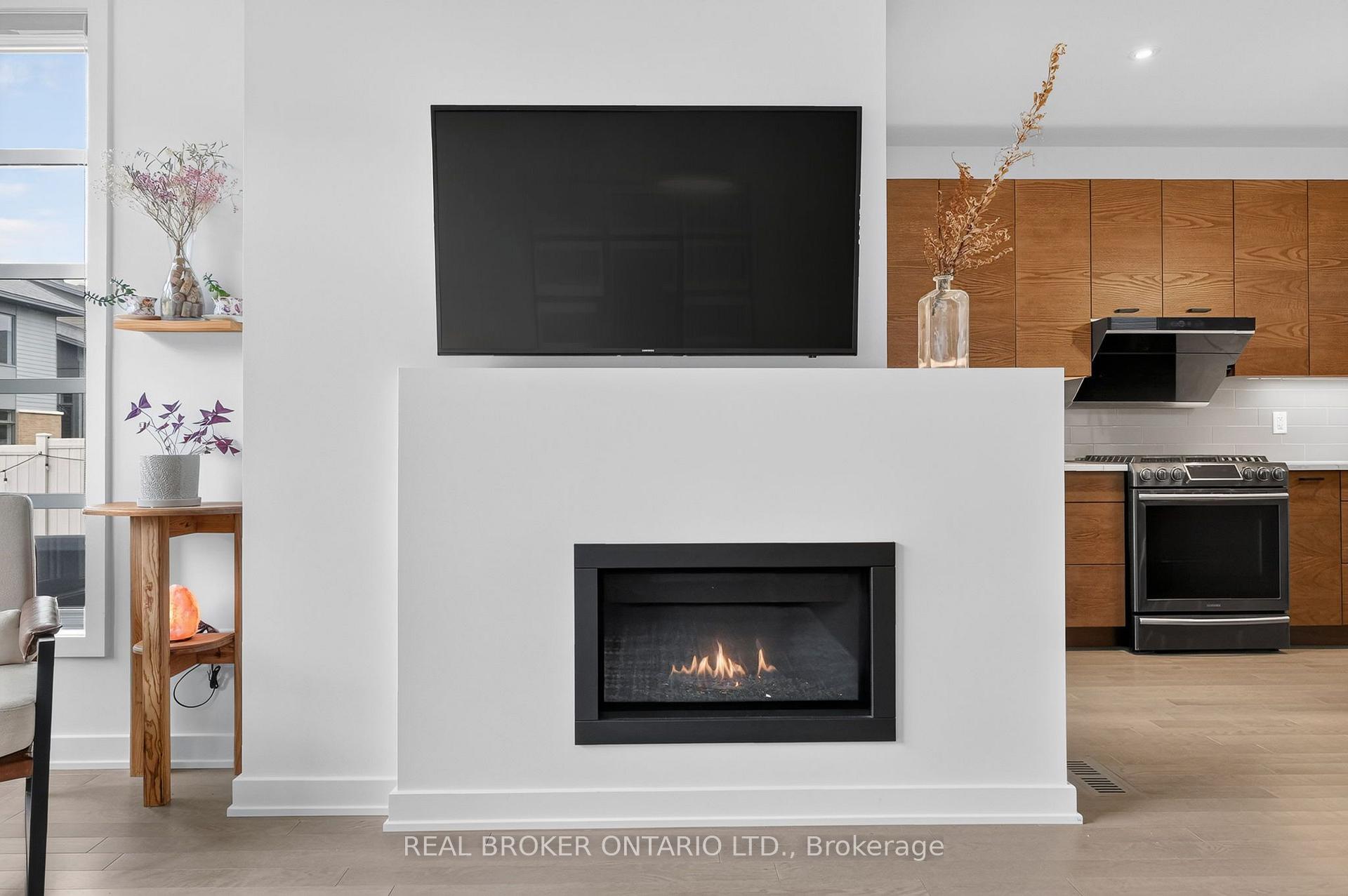 Photo 22 of 1071 Lunar Glow Crescent, Ottawa, Riverside South/Gloucester Glen — HOMEH