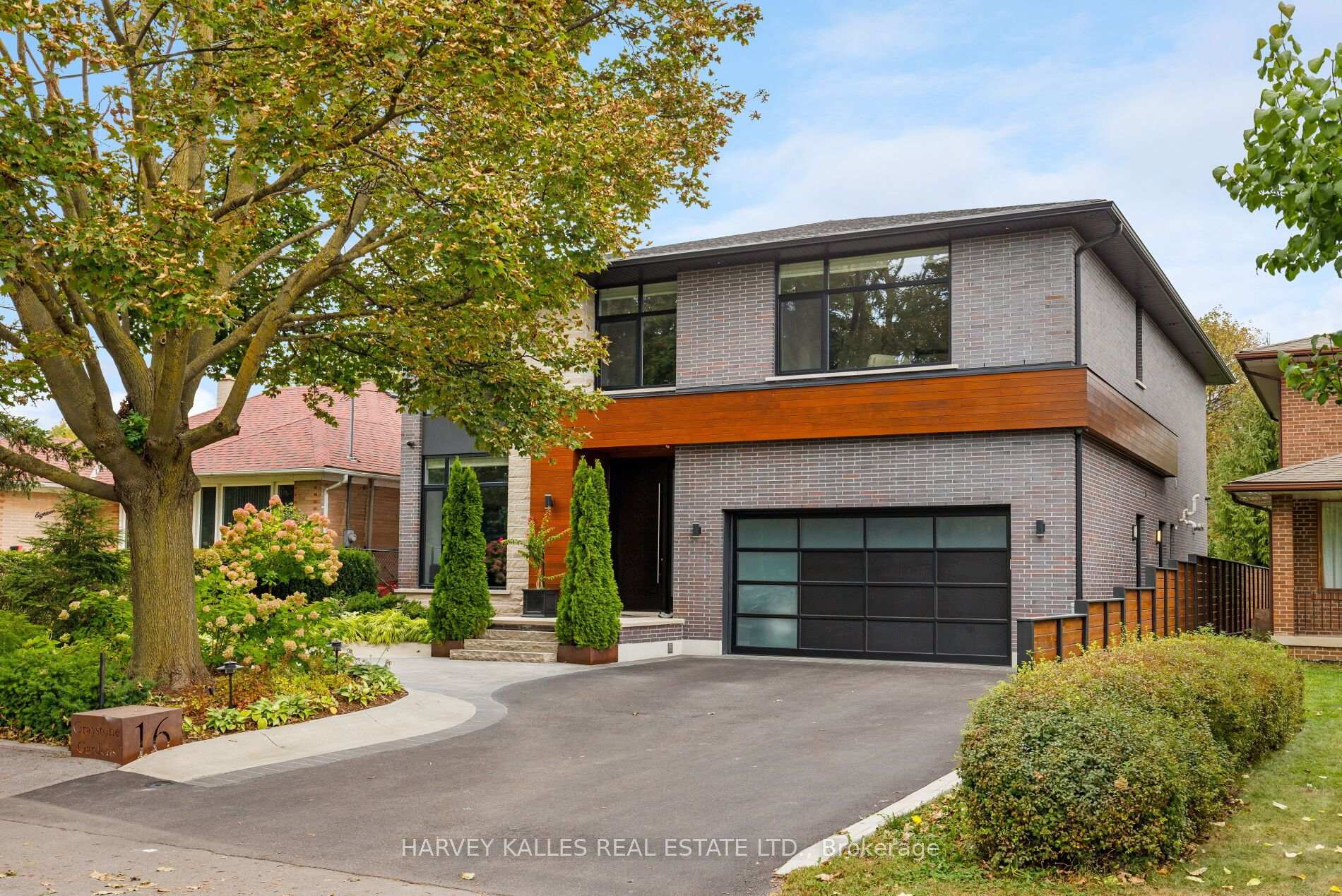 Photo 1 of 16 Graystone Gardens, Etobicoke, Islington-City Centre West — HOMEH