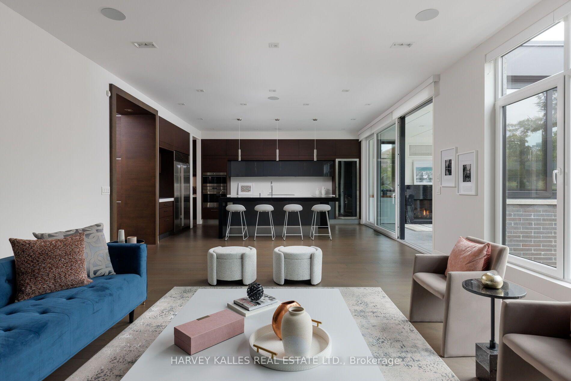 Photo 14 of 16 Graystone Gardens, Etobicoke, Islington-City Centre West — HOMEH