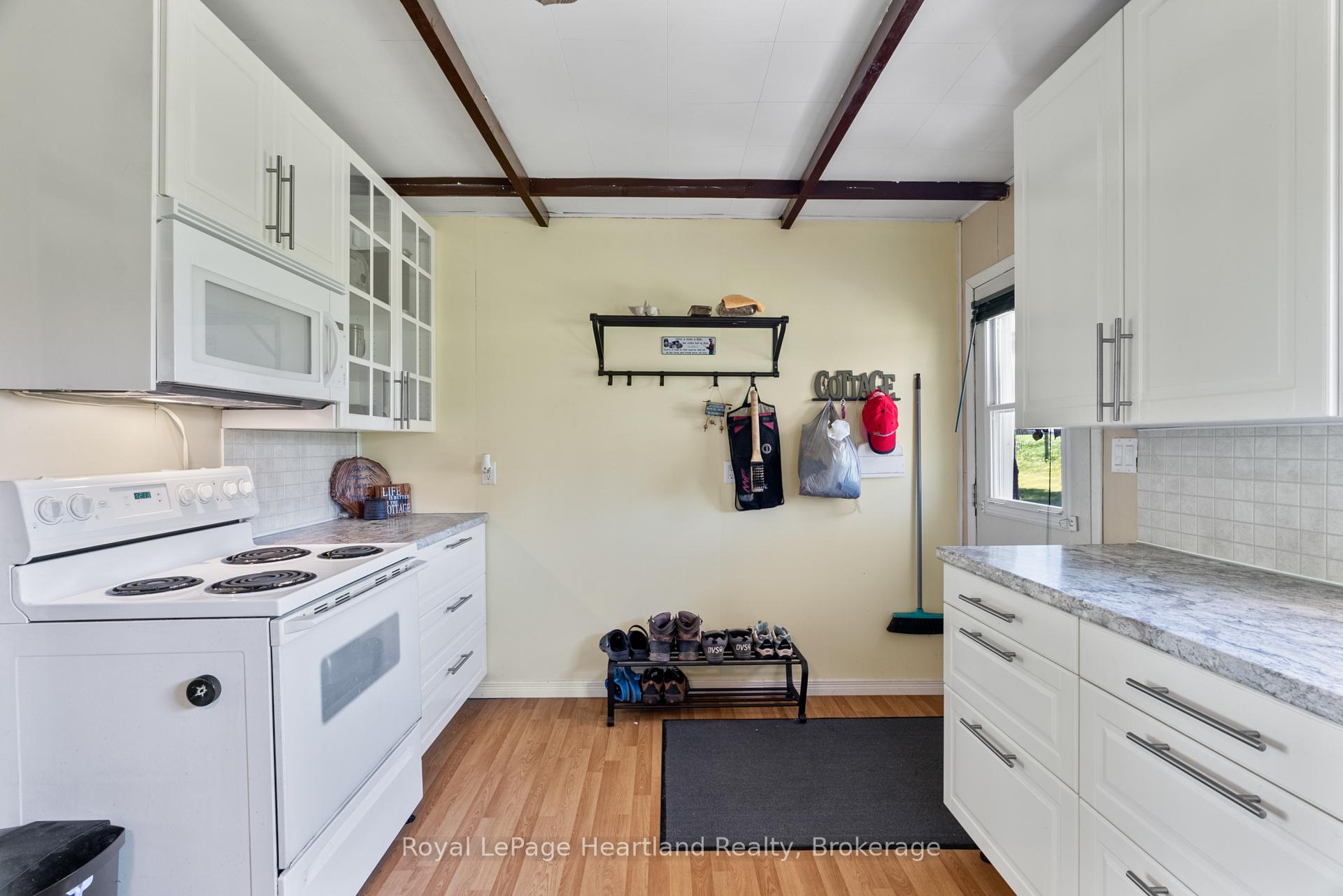Photo 10 of 48 Poechman Lane, Brockton — HOMEH