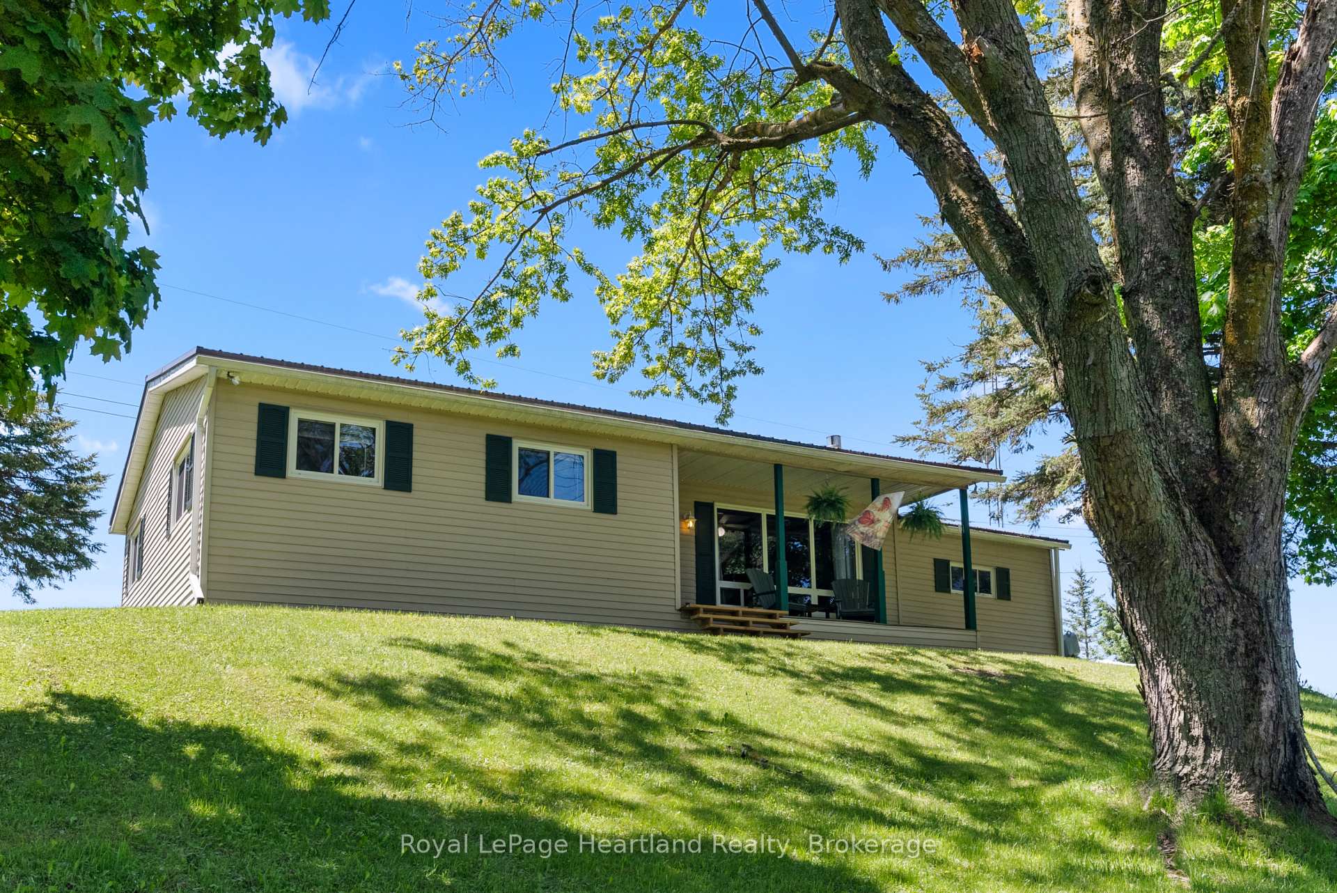 Photo 24 of 48 Poechman Lane, Brockton — HOMEH