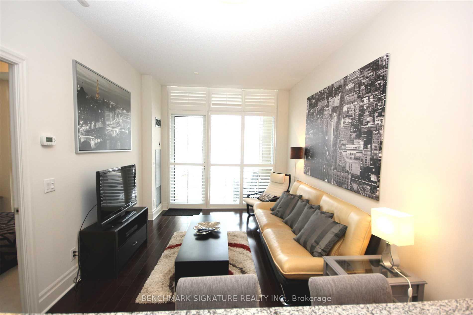 Photo 4 of Unit 110, 57 Upper Duke Crescent, Markham, Unionville — HOMEH