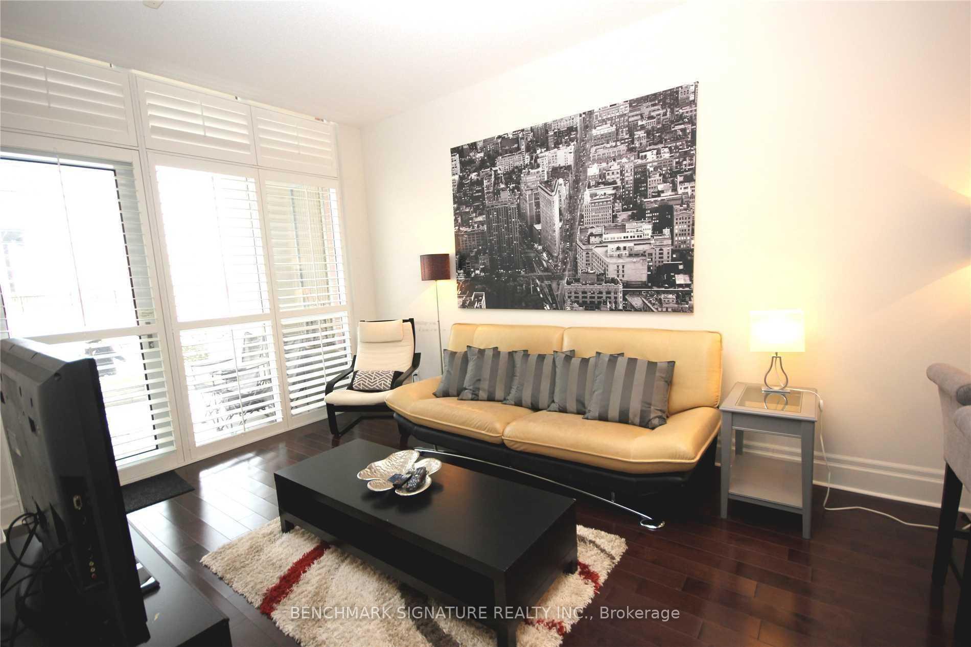 Photo 5 of Unit 110, 57 Upper Duke Crescent, Markham, Unionville — HOMEH
