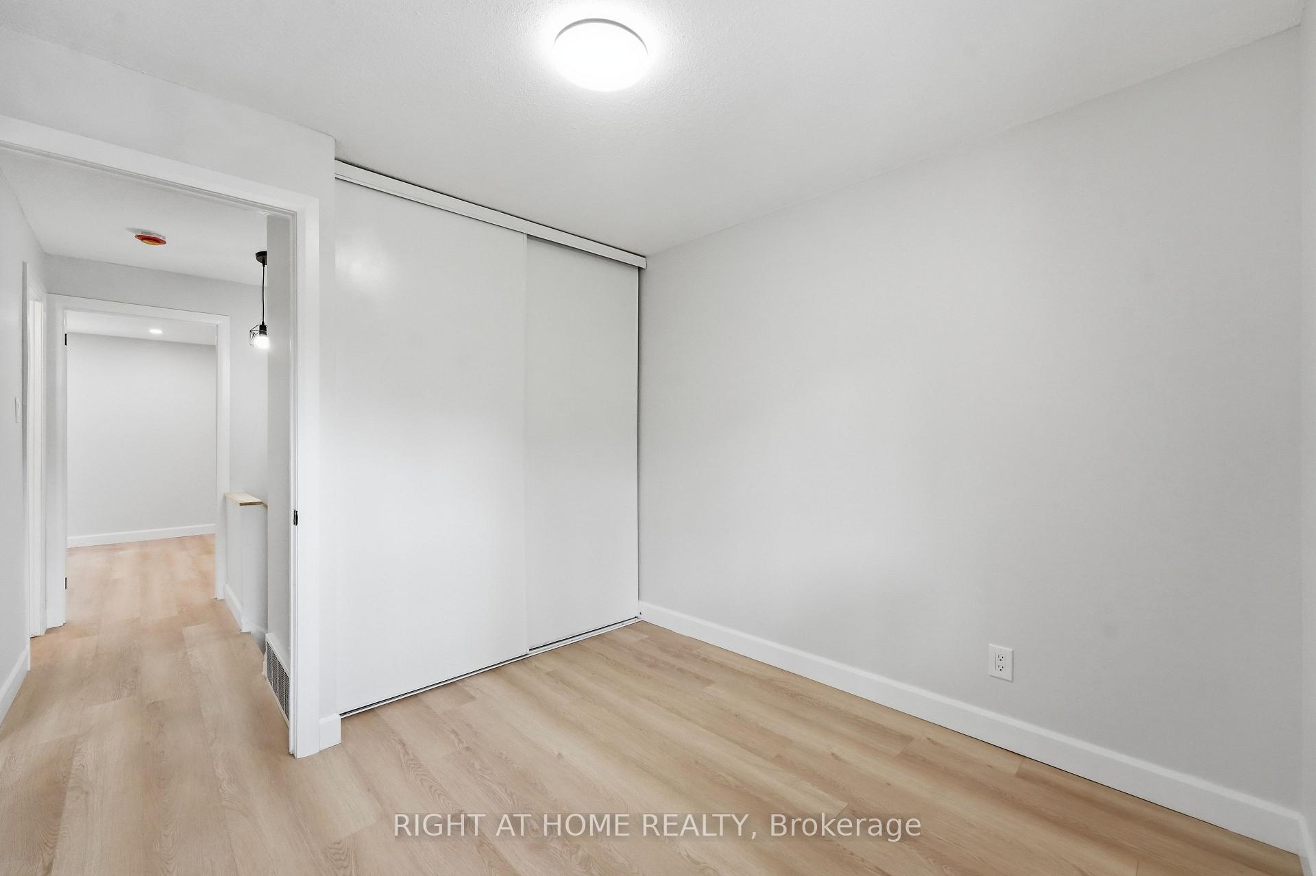 Photo 18 of Unit 3, 7874 Jeanne D'arc Boulevard, Ottawa, Convent Glen North — HOMEH