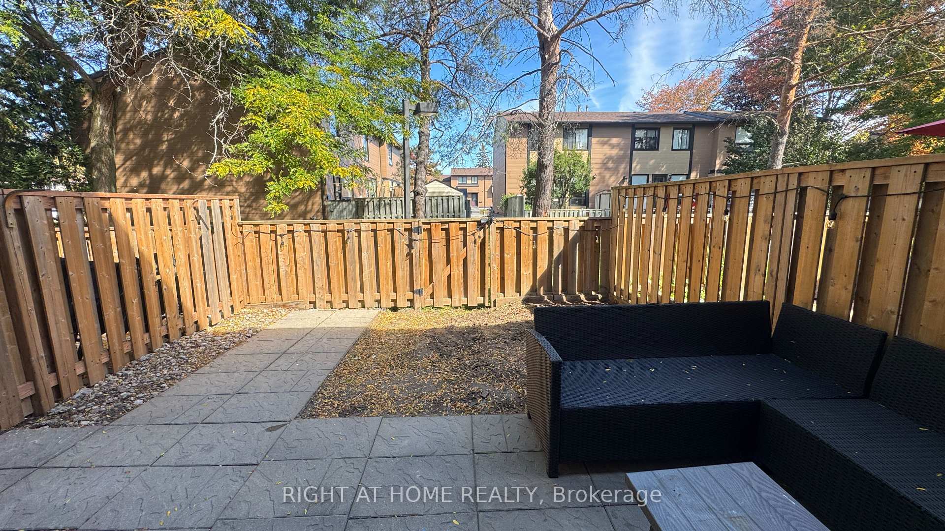 Photo 27 of Unit 3, 7874 Jeanne D'arc Boulevard, Ottawa, Convent Glen North — HOMEH