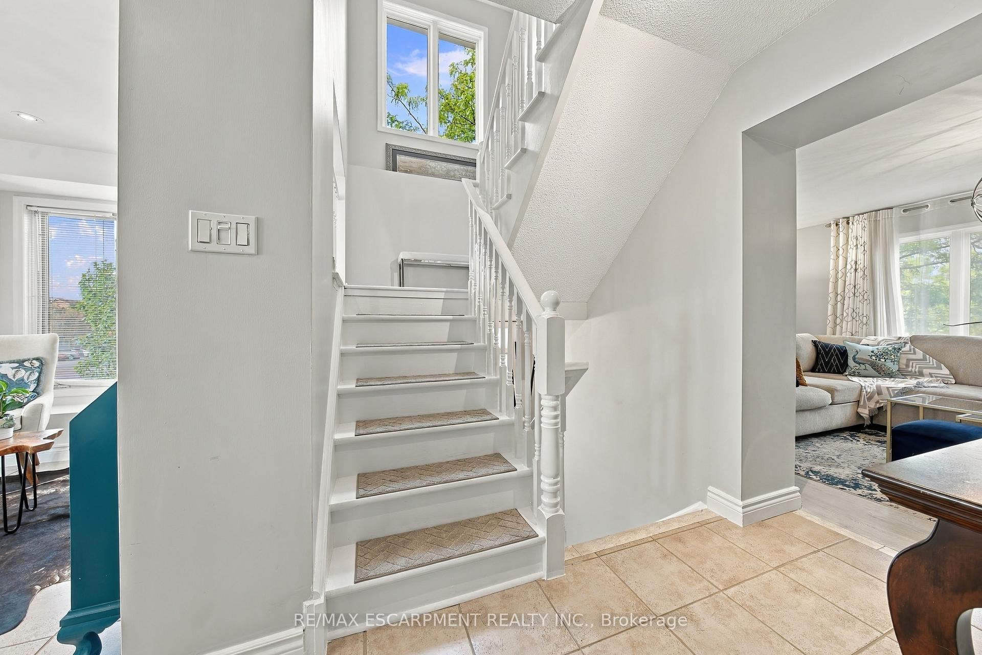 Photo 17 of 2239 Prescott Place, Burlington, Orchard — HOMEH