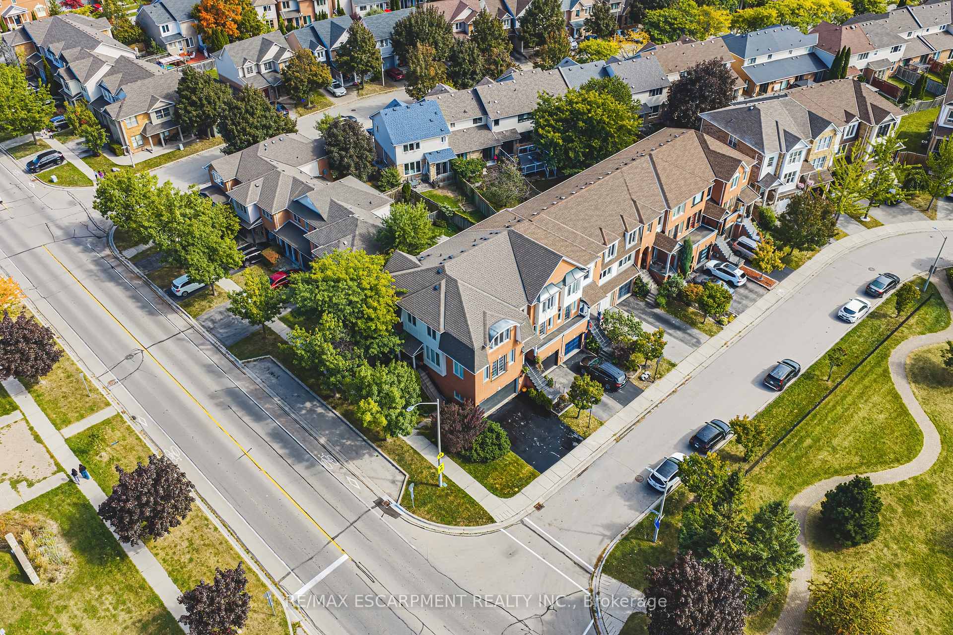 Photo 33 of 2239 Prescott Place, Burlington, Orchard — HOMEH