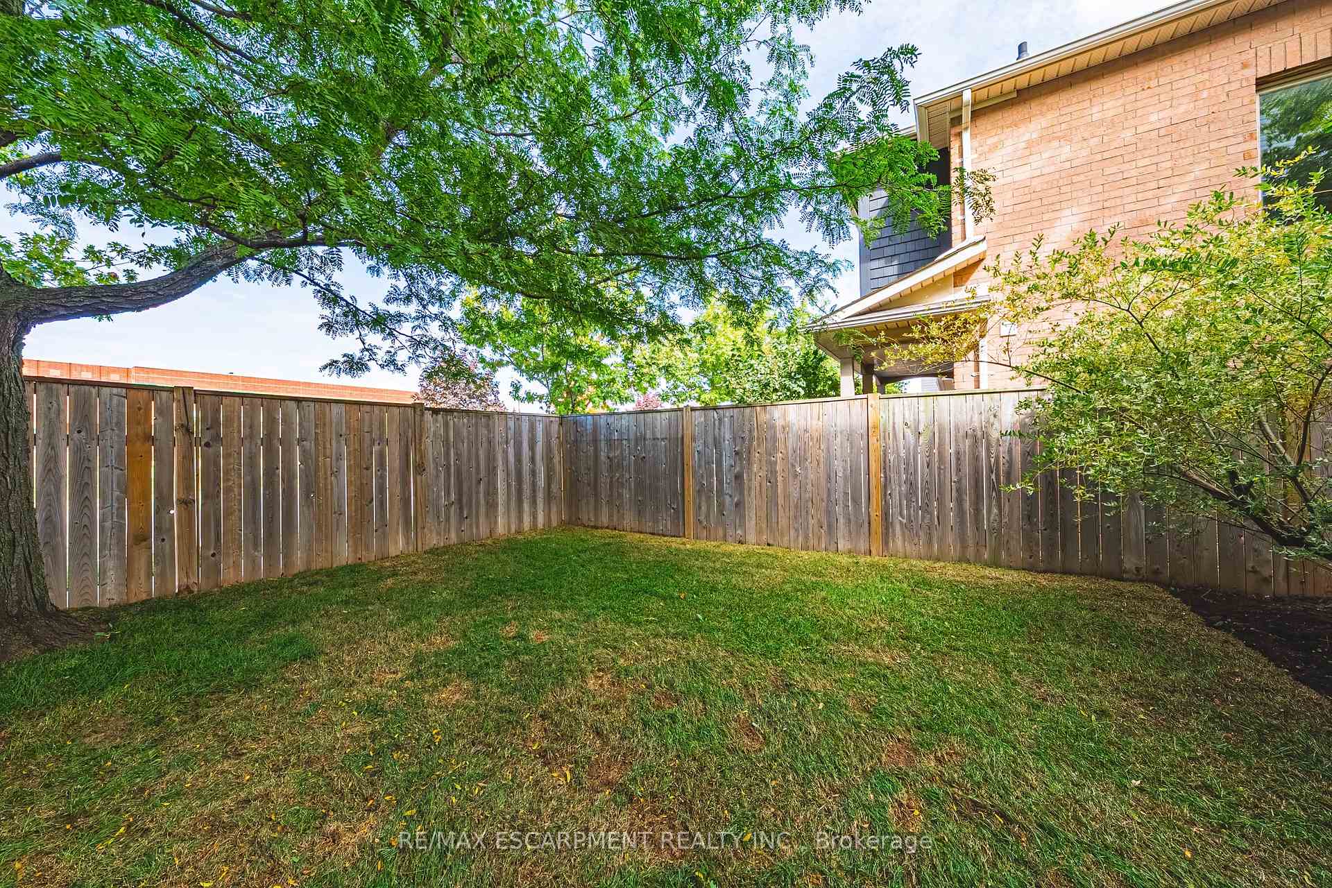 Photo 37 of 2239 Prescott Place, Burlington, Orchard — HOMEH