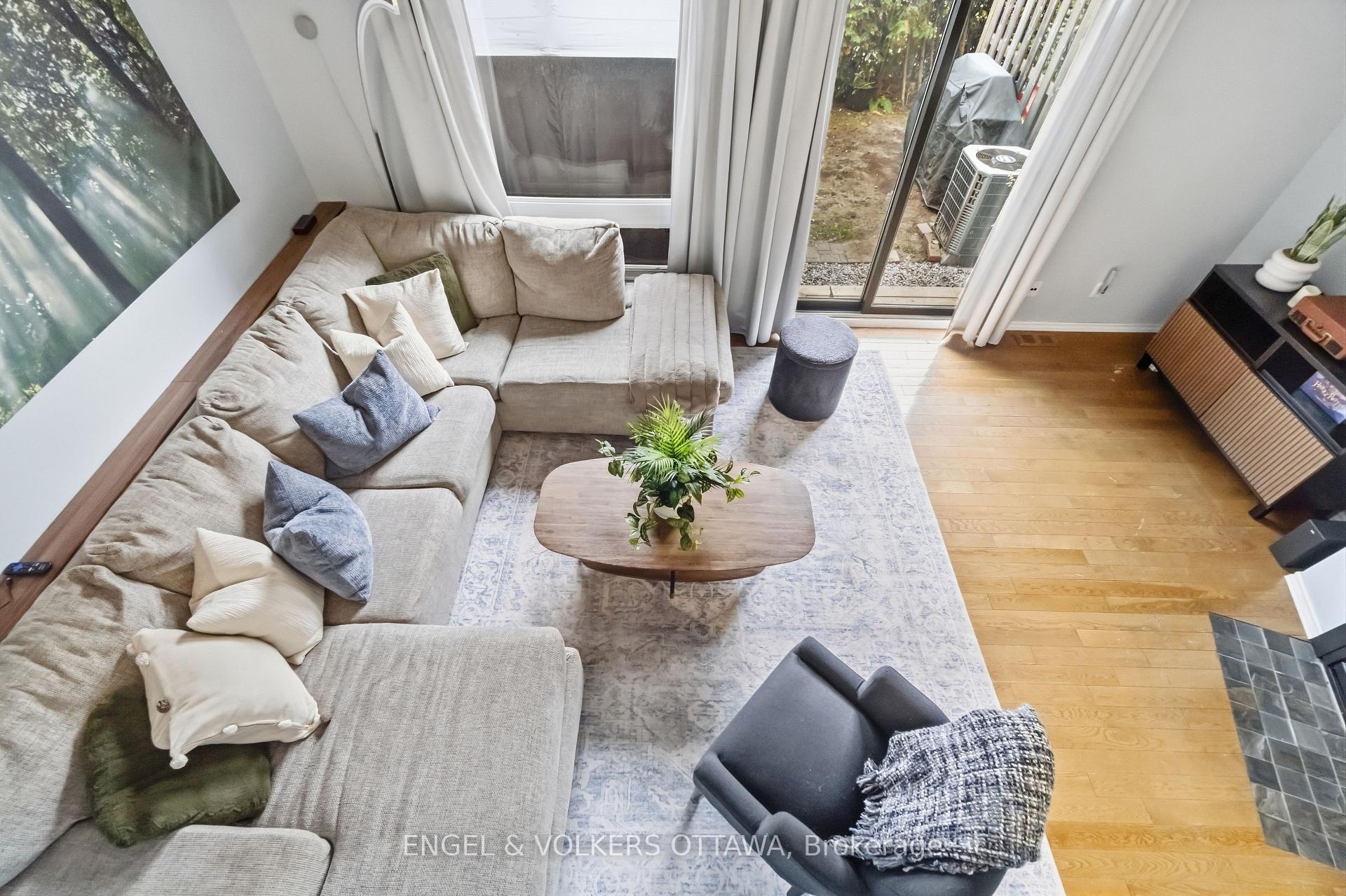 Photo 15 of Unit 18, 2 Bertona Street, Ottawa, Manordale — HOMEH