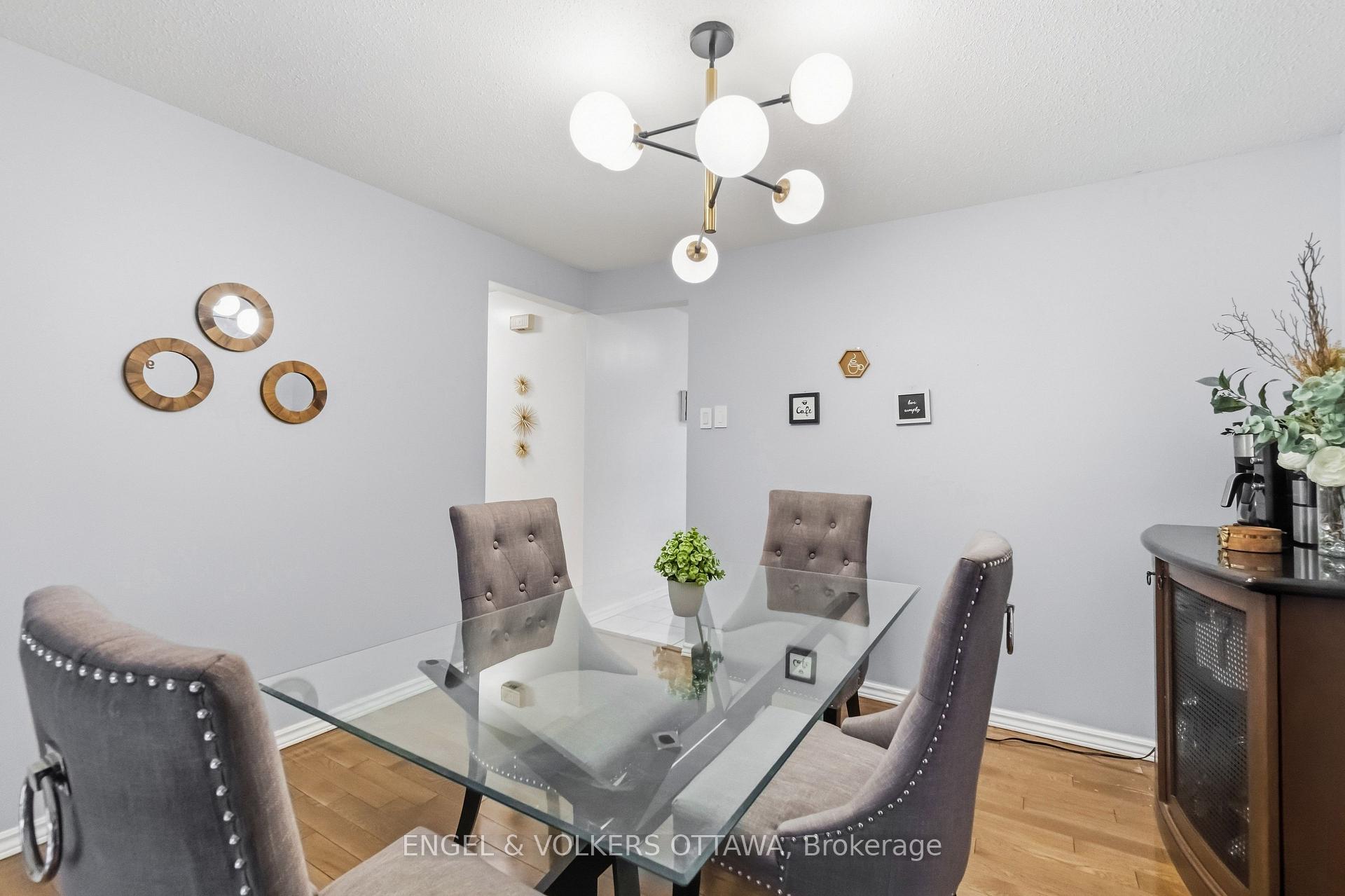 Photo 16 of Unit 18, 2 Bertona Street, Ottawa, Manordale — HOMEH