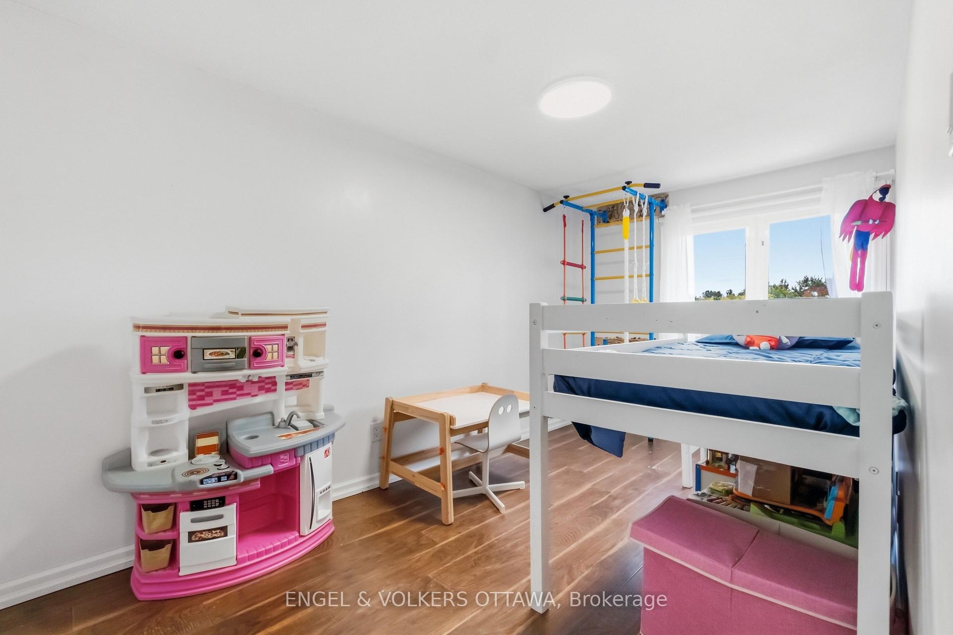 Photo 30 of Unit 18, 2 Bertona Street, Ottawa, Manordale — HOMEH