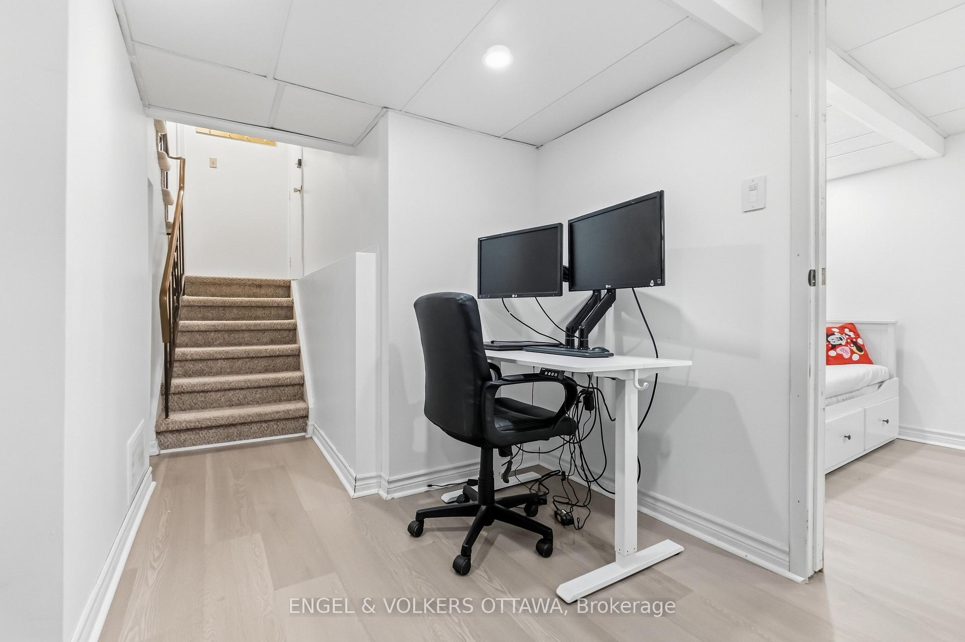 Photo 37 of Unit 18, 2 Bertona Street, Ottawa, Manordale — HOMEH