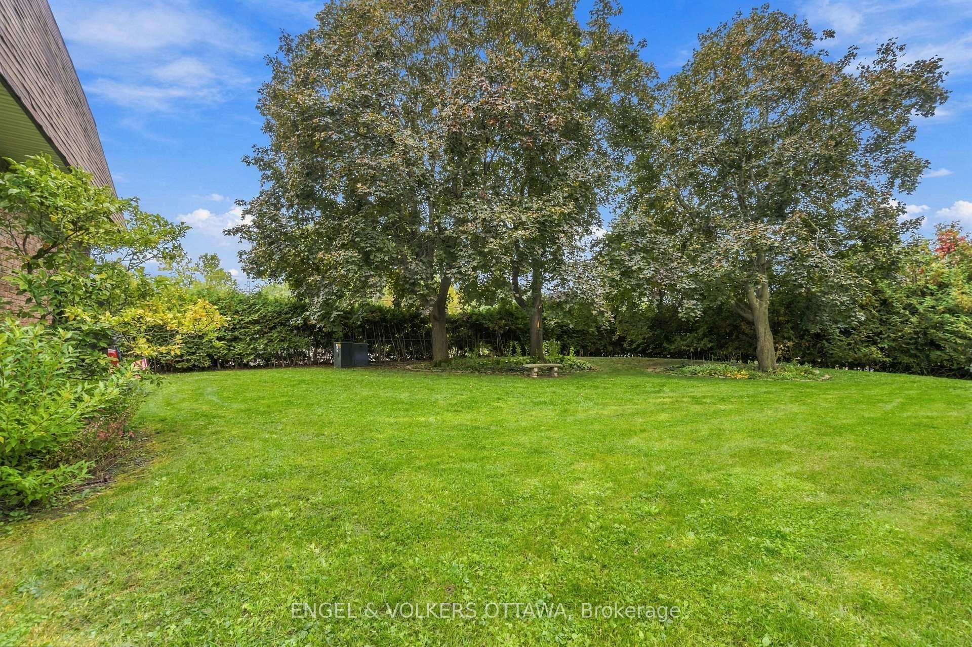 Photo 46 of Unit 18, 2 Bertona Street, Ottawa, Manordale — HOMEH
