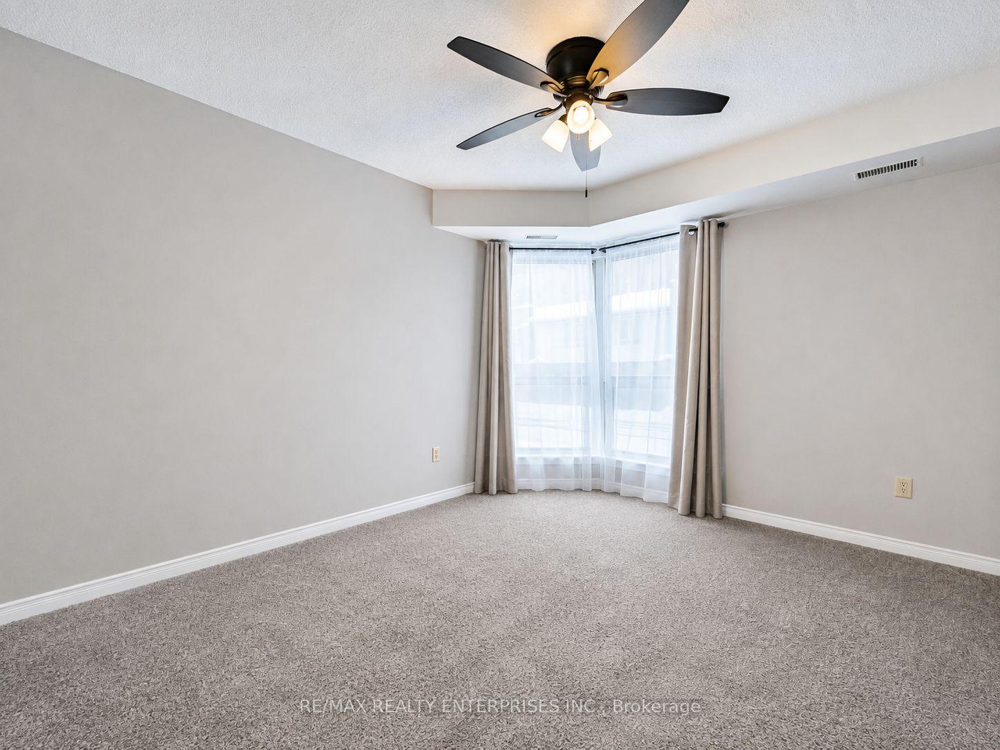 Photo 19 of Unit 105, 3267 King Street E, Kitchener, Chicopee/Freeport — HOMEH