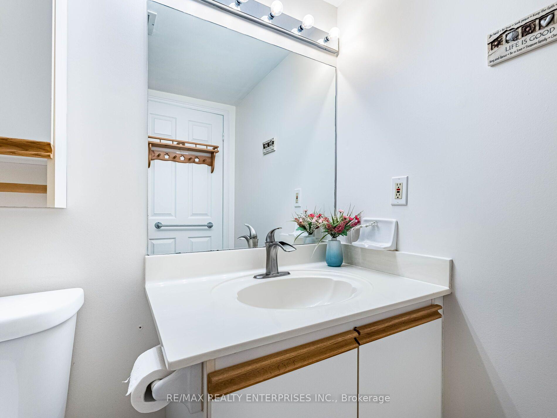 Photo 23 of Unit 105, 3267 King Street E, Kitchener, Chicopee/Freeport — HOMEH