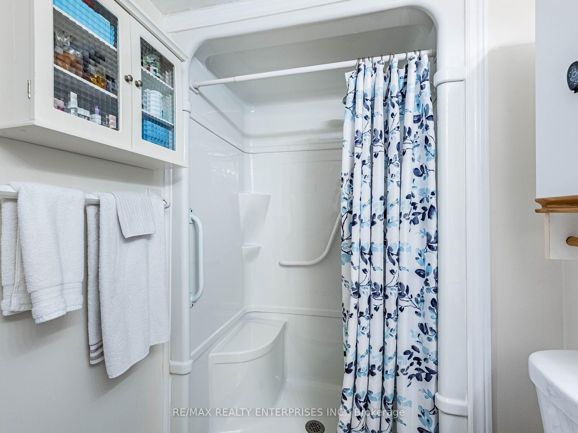 Photo 24 of Unit 105, 3267 King Street E, Kitchener, Chicopee/Freeport — HOMEH
