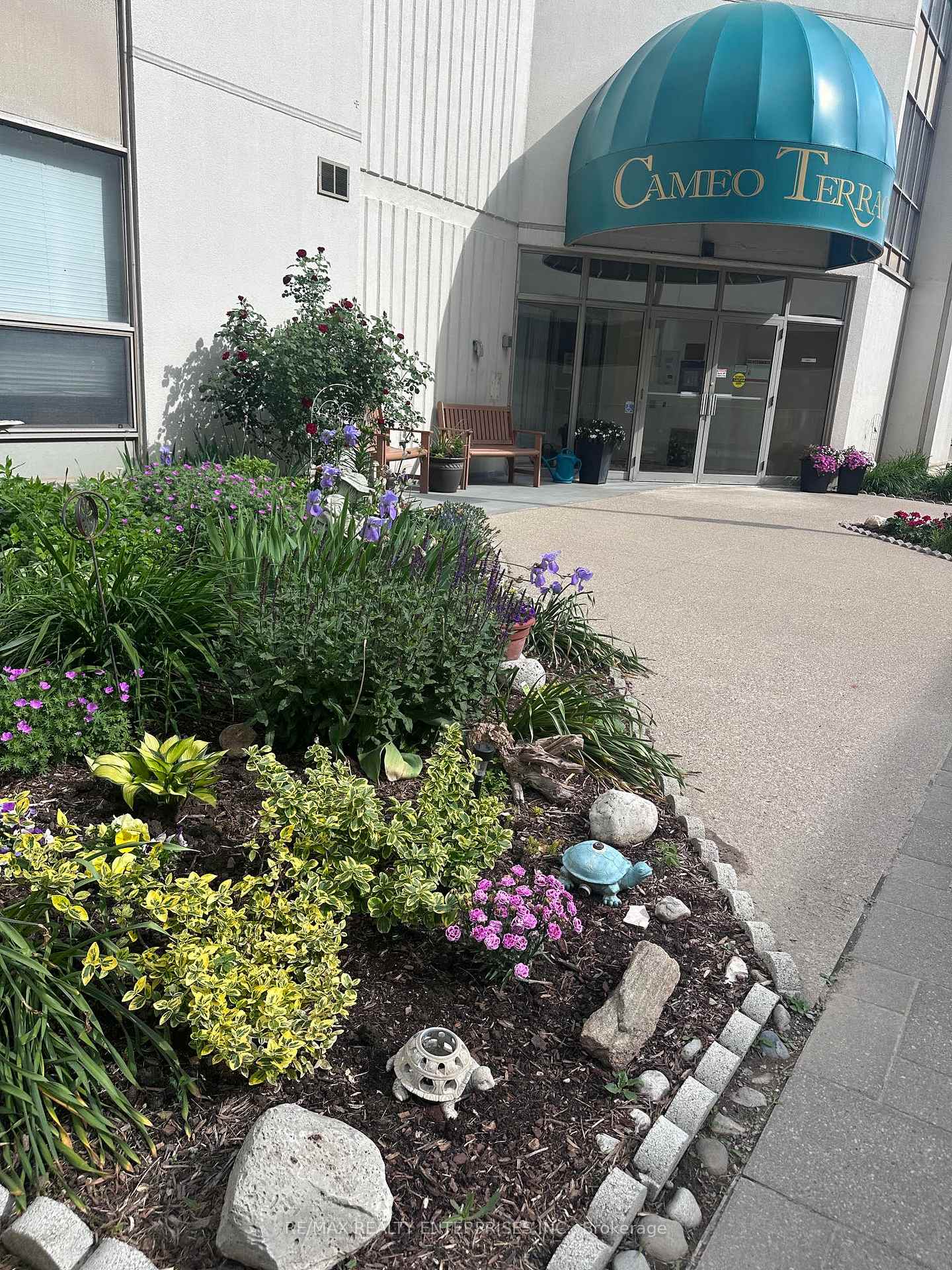 Photo 34 of Unit 105, 3267 King Street E, Kitchener, Chicopee/Freeport — HOMEH