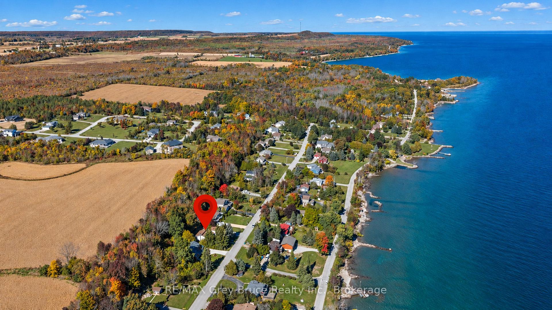 Photo 4 of 150 MacIntosh Drive, Georgian Bluffs — HOMEH