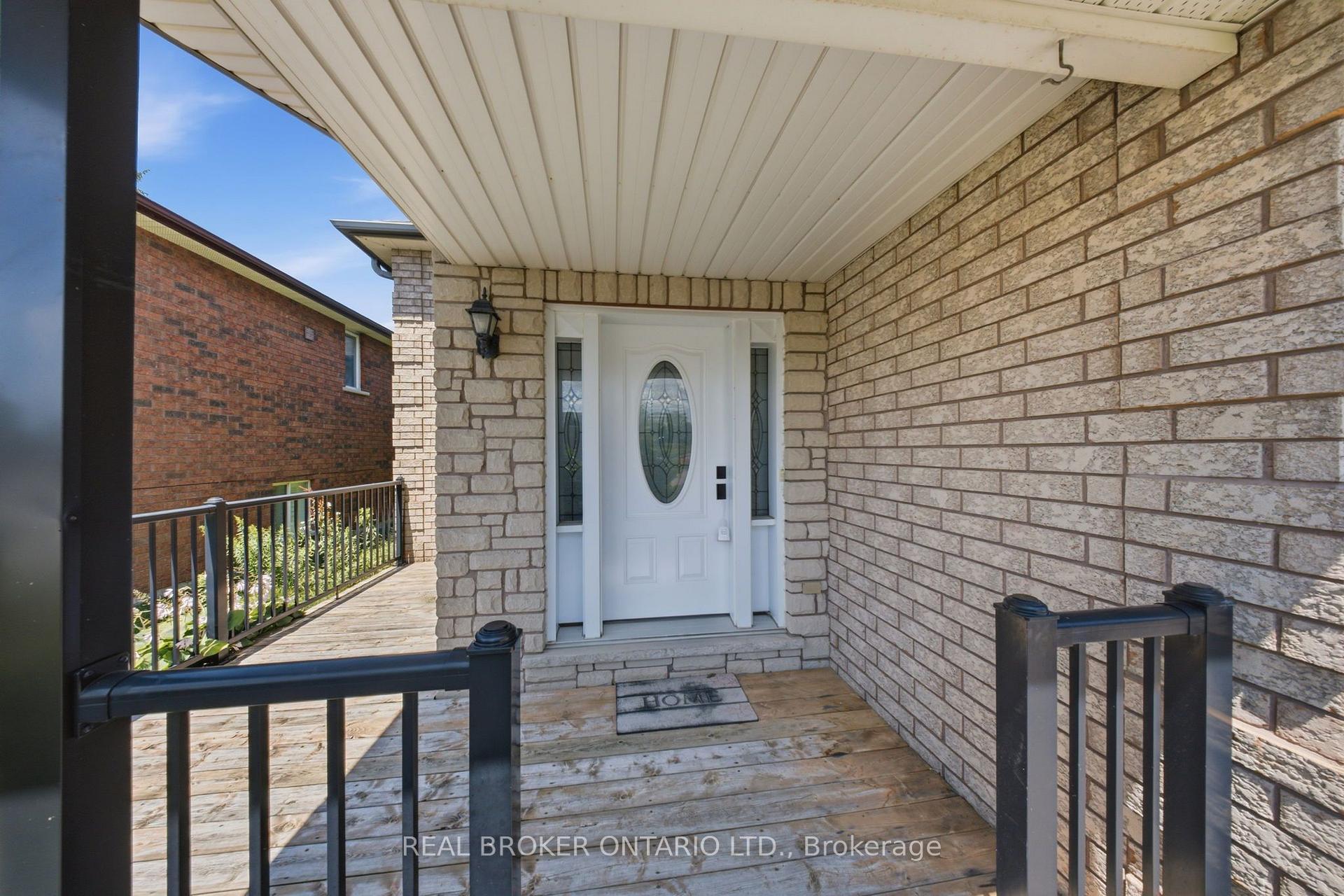 Photo 4 of 5 John Harvey Street, Uxbridge, Rural Uxbridge — HOMEH