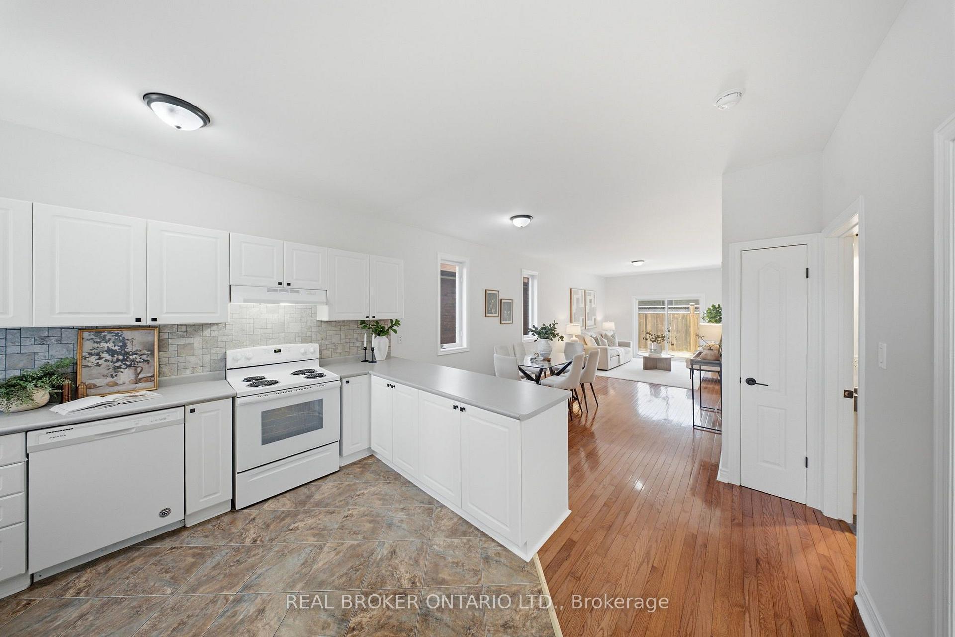 Photo 9 of 5 John Harvey Street, Uxbridge, Rural Uxbridge — HOMEH