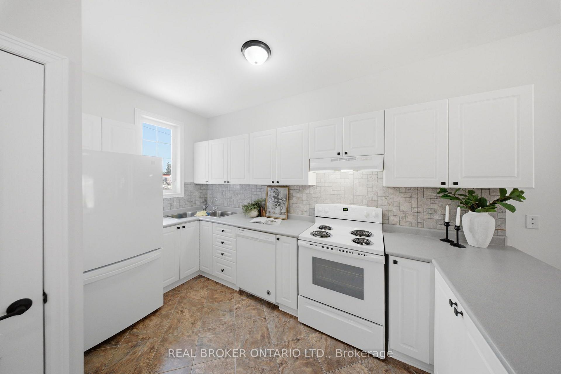 Photo 10 of 5 John Harvey Street, Uxbridge, Rural Uxbridge — HOMEH