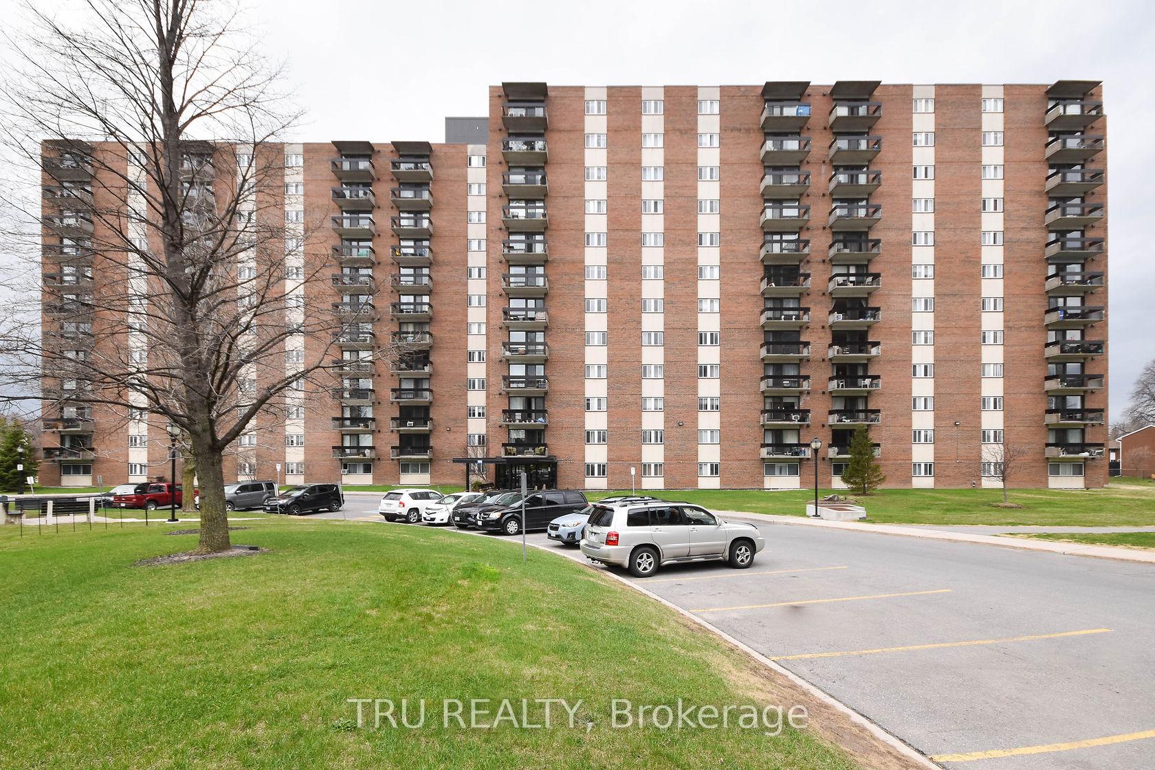 Photo of Unit 807, 1505 Baseline Road