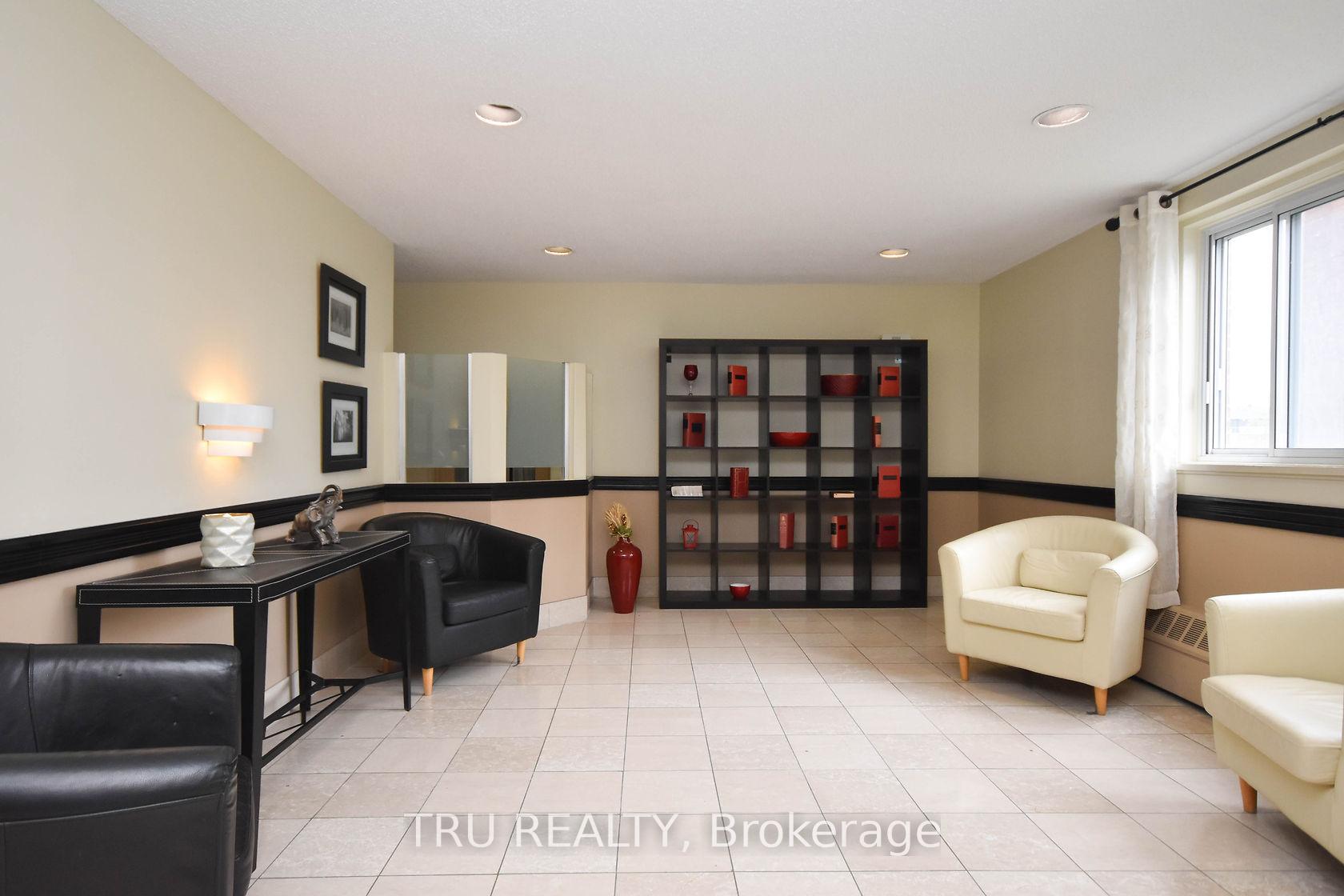 Photo 3 of Unit 807, 1505 Baseline Road, Ottawa, Copeland Park — HOMEH