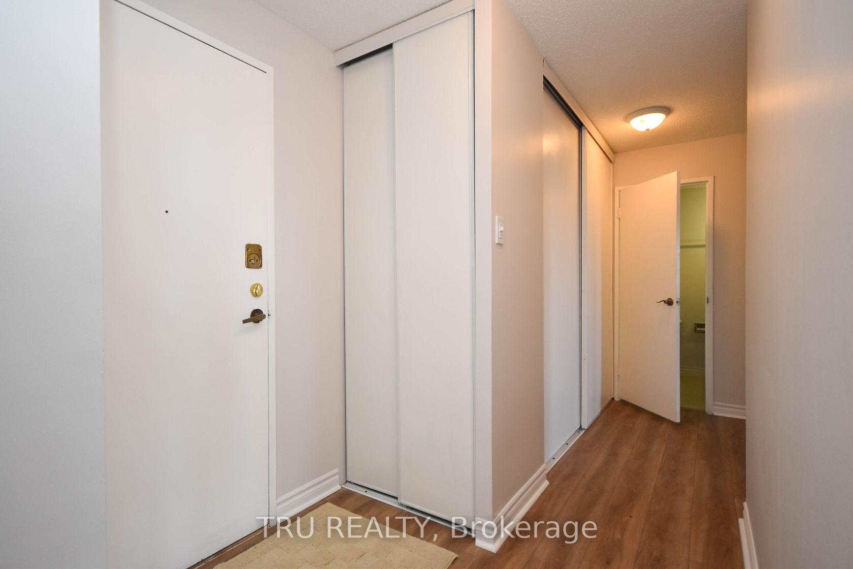 Photo 5 of Unit 807, 1505 Baseline Road, Ottawa, Copeland Park — HOMEH