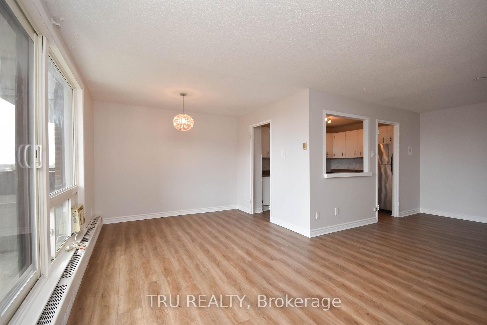 Photo 10 of Unit 807, 1505 Baseline Road, Ottawa, Copeland Park — HOMEH