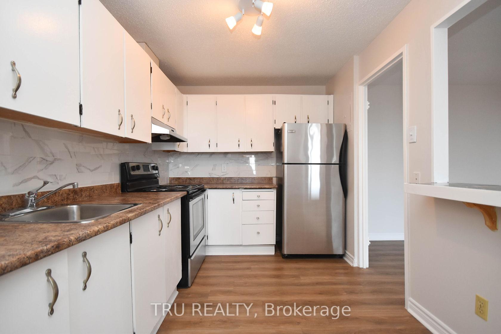 Photo 12 of Unit 807, 1505 Baseline Road, Ottawa, Copeland Park — HOMEH