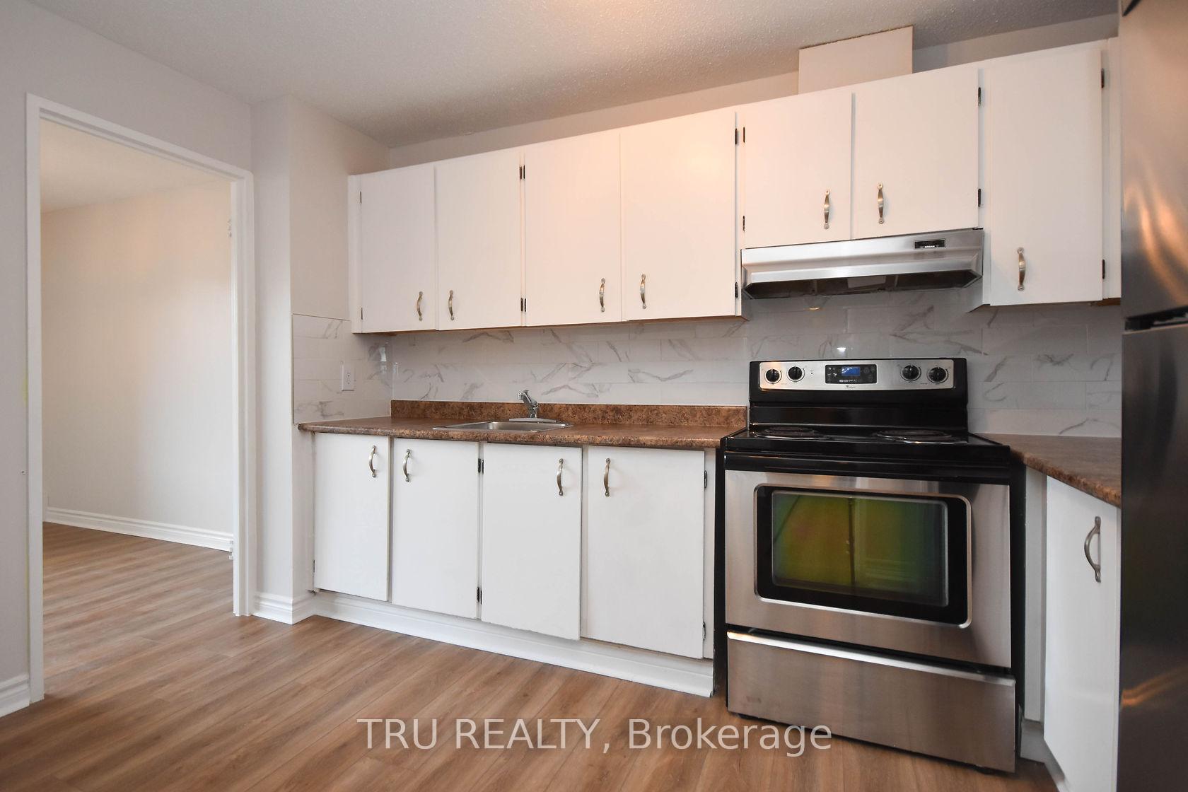 Photo 14 of Unit 807, 1505 Baseline Road, Ottawa, Copeland Park — HOMEH