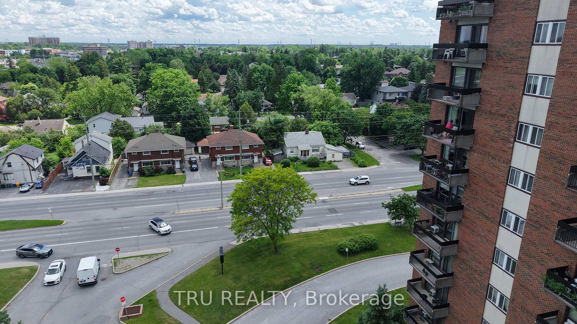 Photo 37 of Unit 807, 1505 Baseline Road, Ottawa, Copeland Park — HOMEH