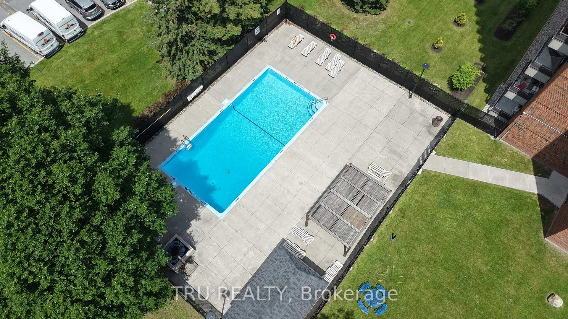 Photo 38 of Unit 807, 1505 Baseline Road, Ottawa, Copeland Park — HOMEH