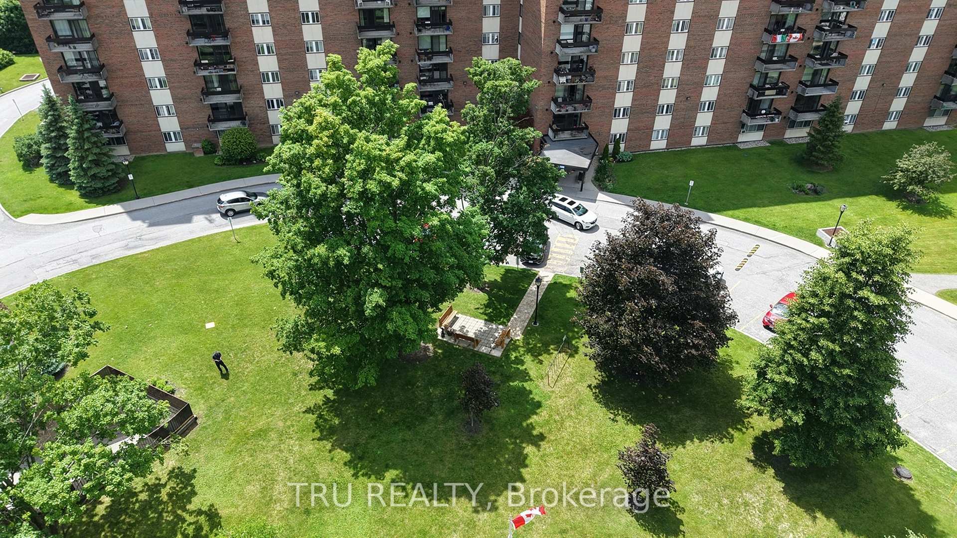 Photo 39 of Unit 807, 1505 Baseline Road, Ottawa, Copeland Park — HOMEH
