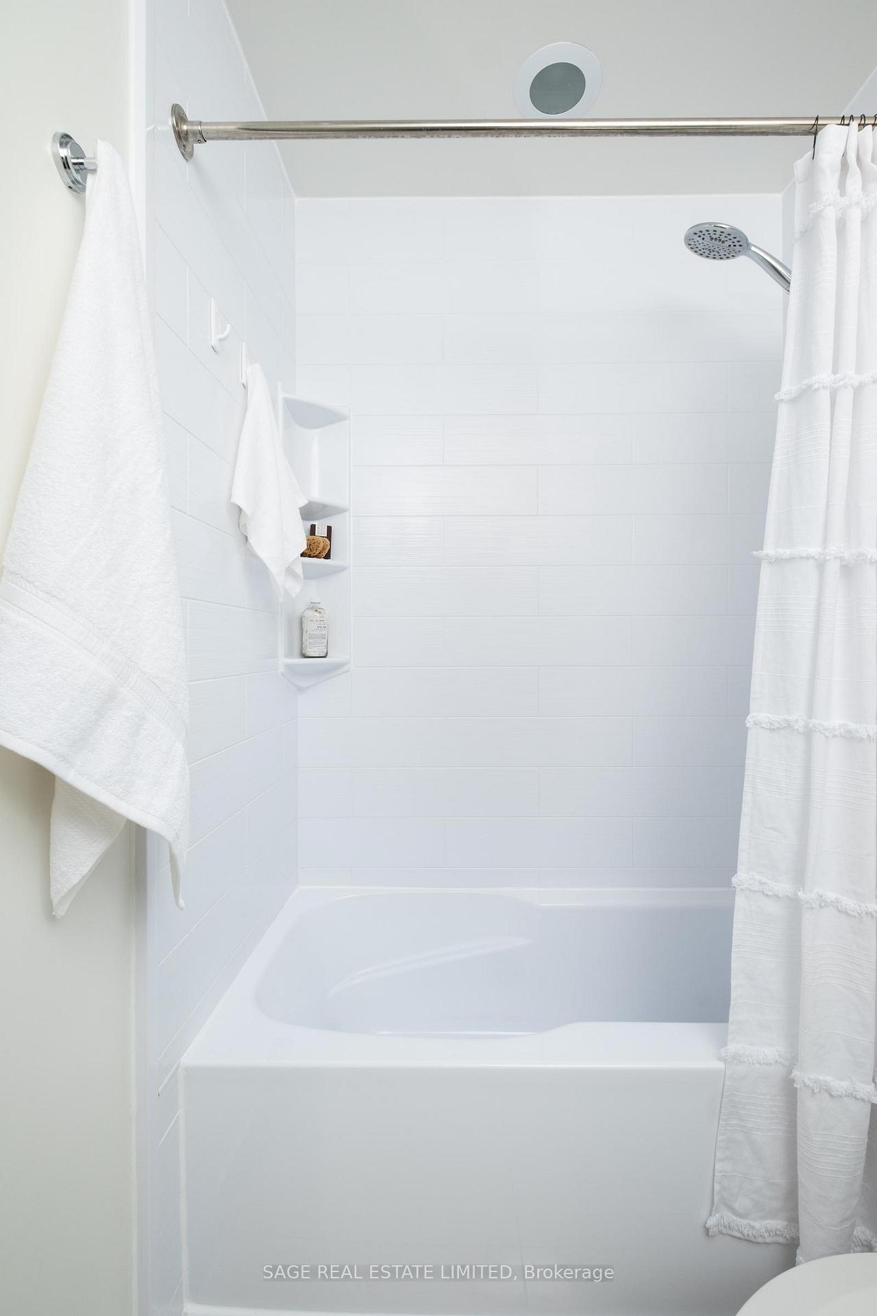 Photo 15 of Unit 313, 58 Orchard View Boulevard, Toronto, Yonge-Eglinton — HOMEH