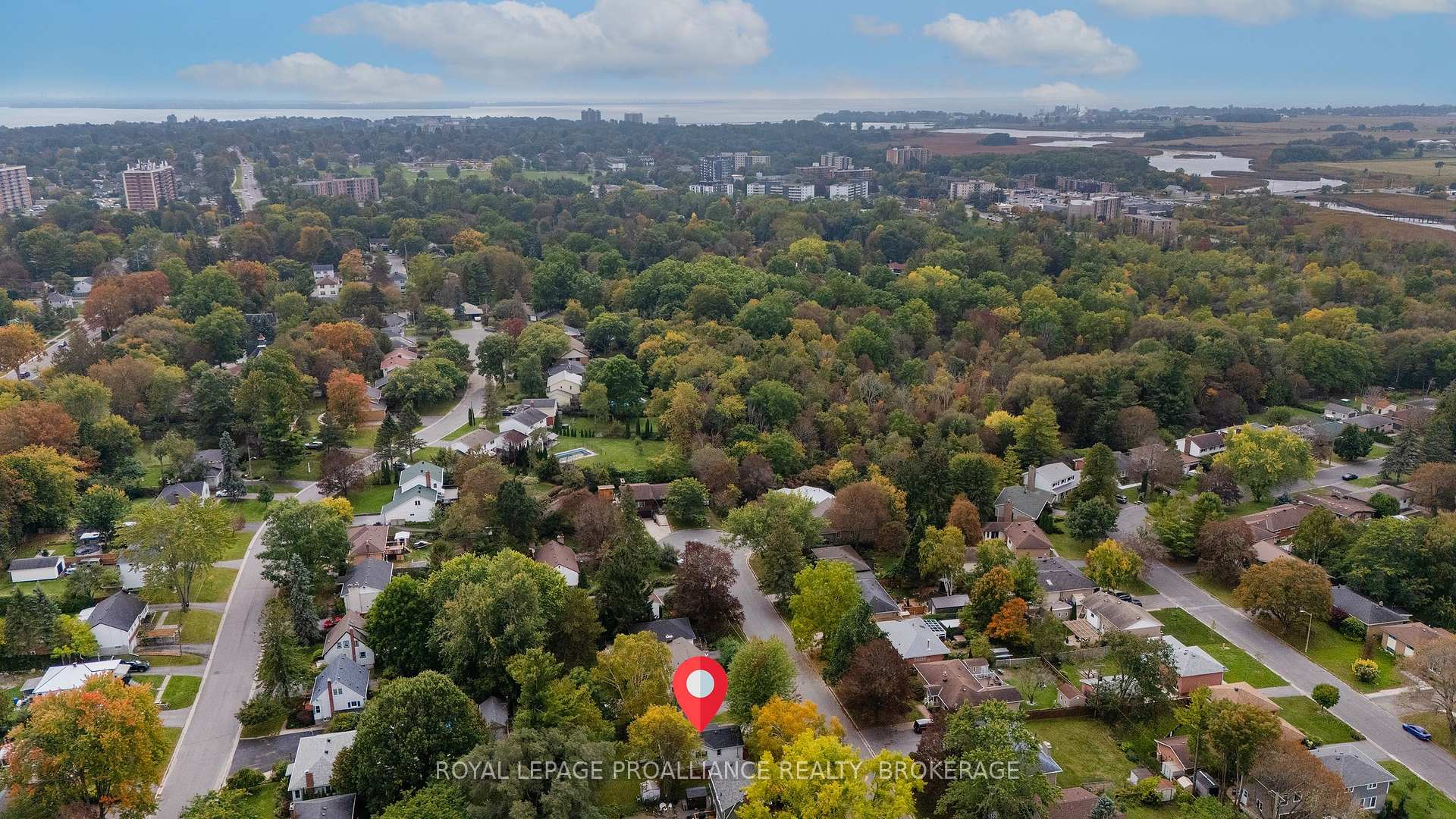 Photo 2 of 151 Hawthorne Avenue, Kingston, West of Sir John A. Blvd — HOMEH