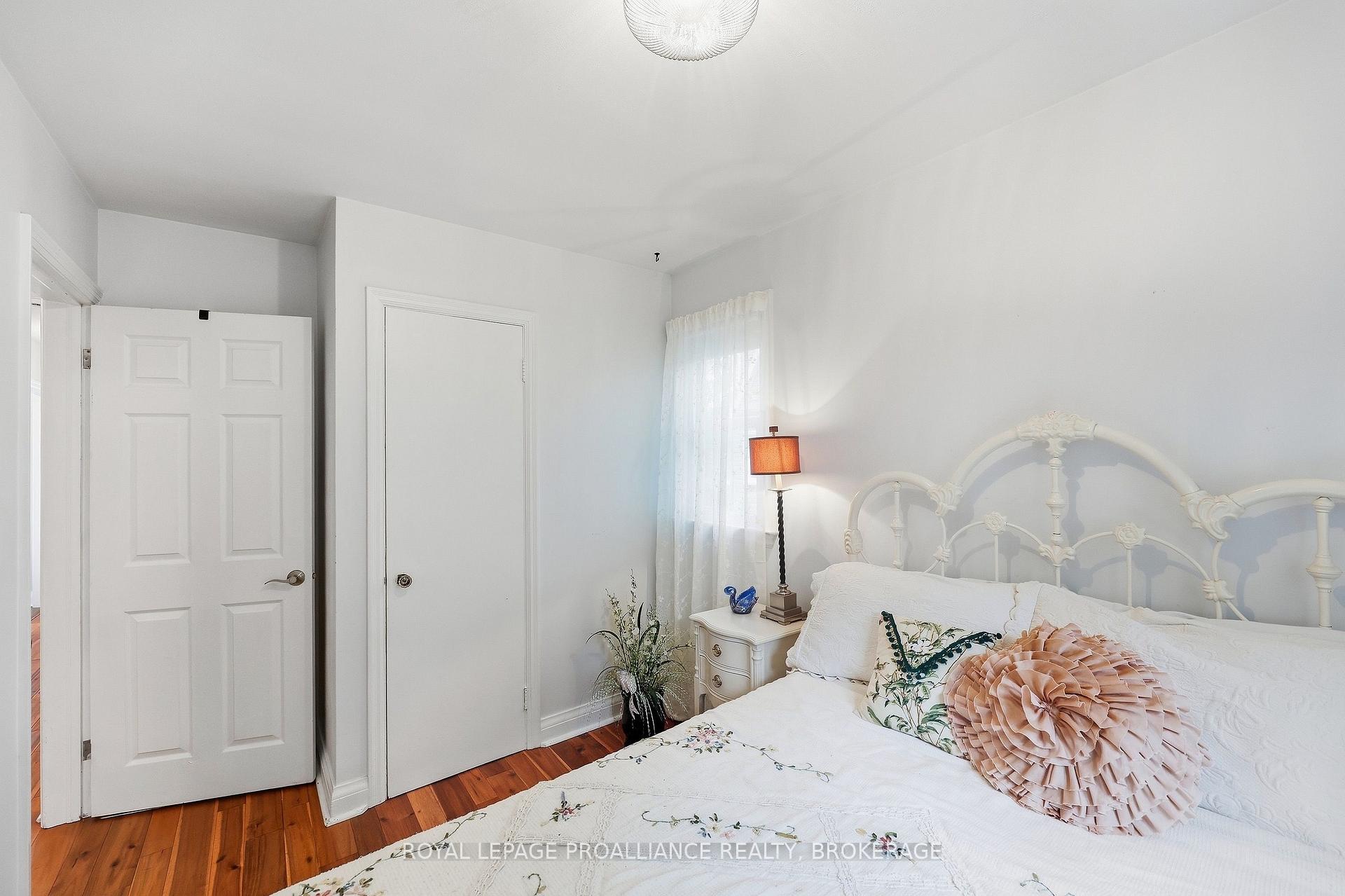 Photo 23 of 151 Hawthorne Avenue, Kingston, West of Sir John A. Blvd — HOMEH