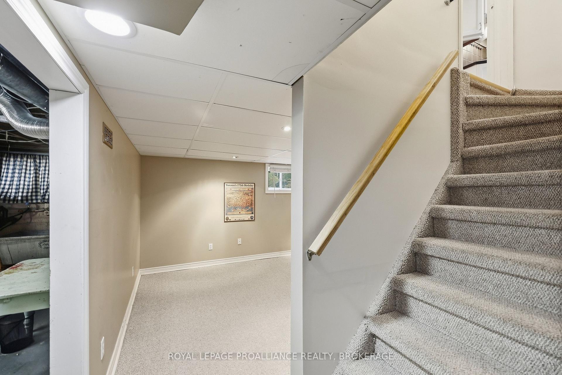 Photo 26 of 151 Hawthorne Avenue, Kingston, West of Sir John A. Blvd — HOMEH