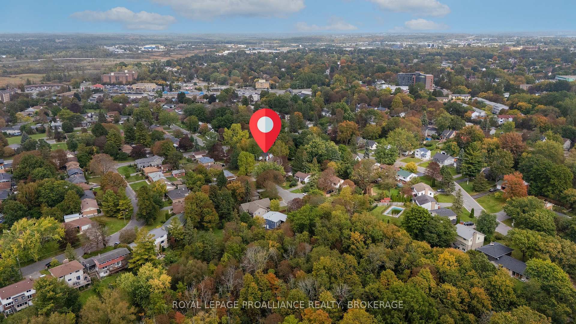 Photo 36 of 151 Hawthorne Avenue, Kingston, West of Sir John A. Blvd — HOMEH