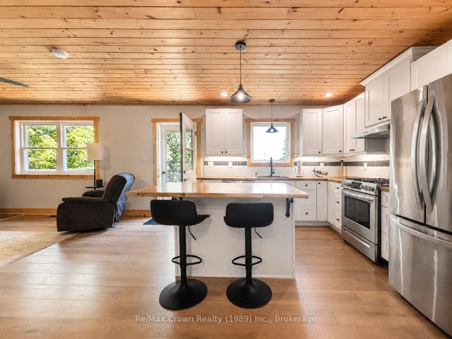 Photo 6 of 771 Limberlost Point Road, Parry Sound Remote Area, Restoule — HOMEH