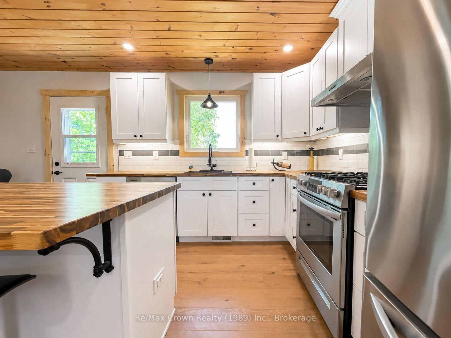 Photo 7 of 771 Limberlost Point Road, Parry Sound Remote Area, Restoule — HOMEH