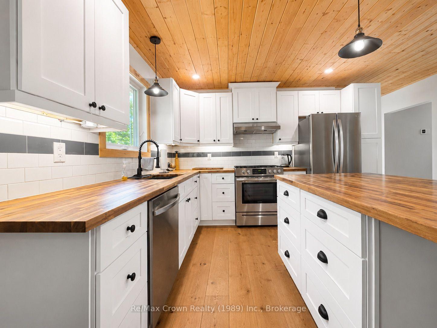 Photo 8 of 771 Limberlost Point Road, Parry Sound Remote Area, Restoule — HOMEH
