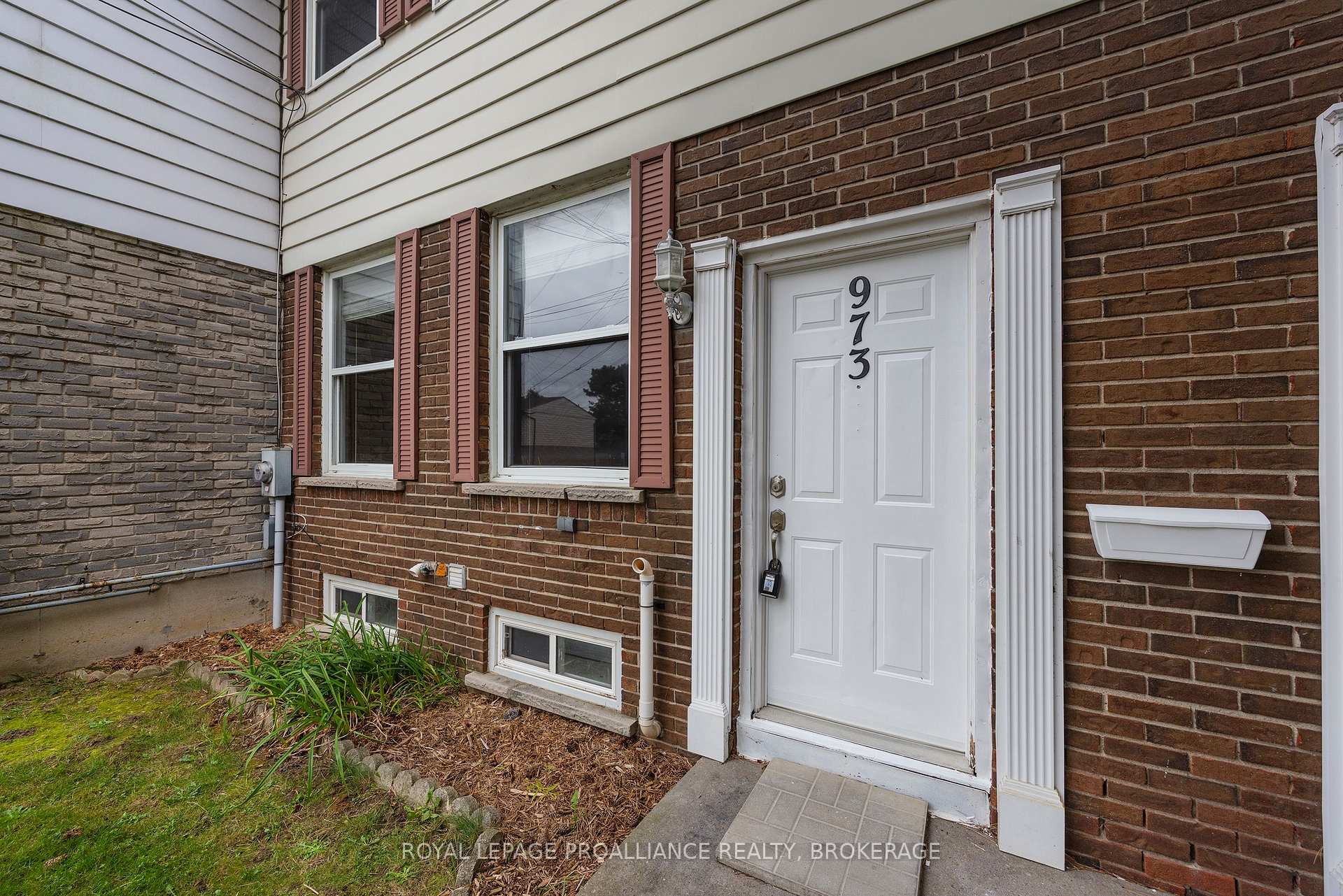 Photo 4 of Unit 61, 973 Oakview Avenue, Kingston, South of Taylor-Kidd Blvd — HOMEH