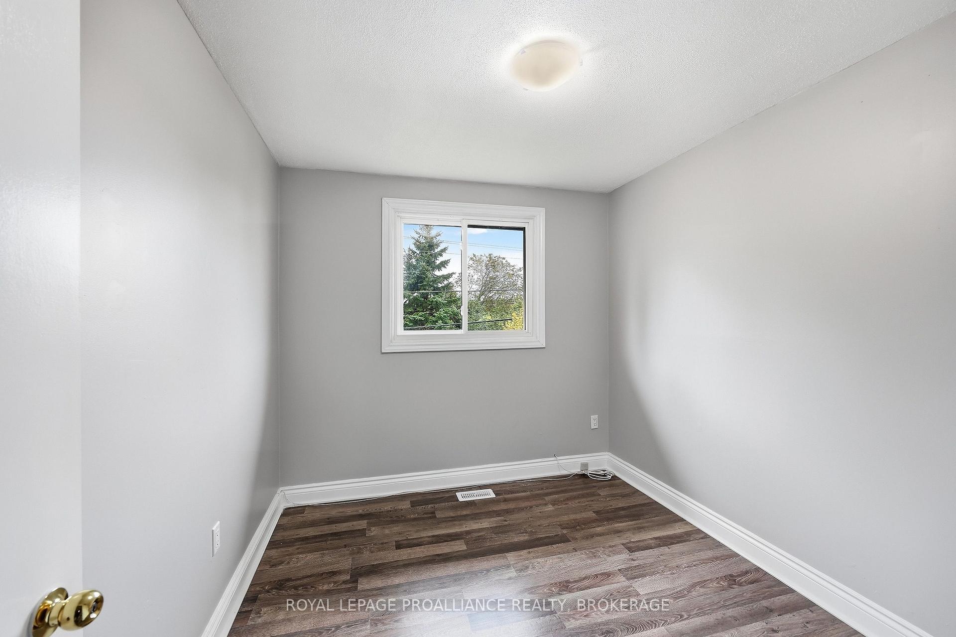 Photo 20 of Unit 61, 973 Oakview Avenue, Kingston, South of Taylor-Kidd Blvd — HOMEH
