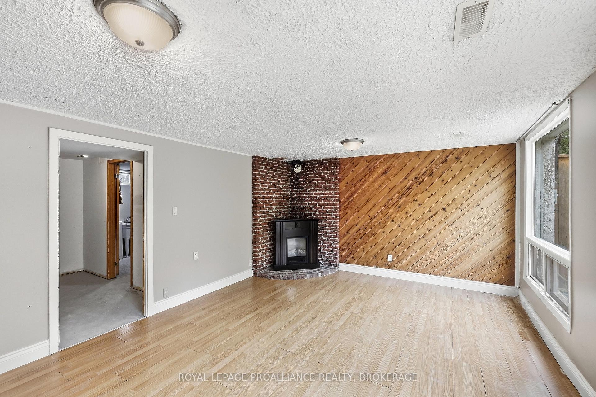 Photo 24 of Unit 61, 973 Oakview Avenue, Kingston, South of Taylor-Kidd Blvd — HOMEH