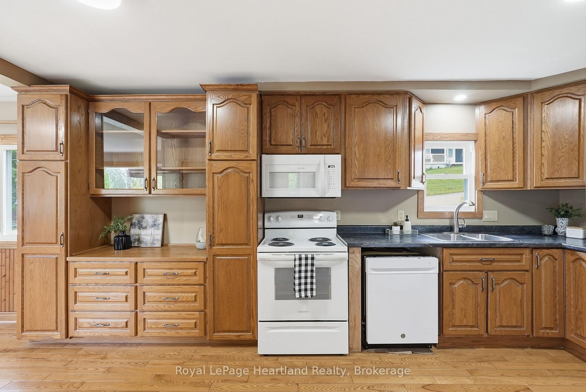 Photo 12 of 2058 James Street, Howick — HOMEH