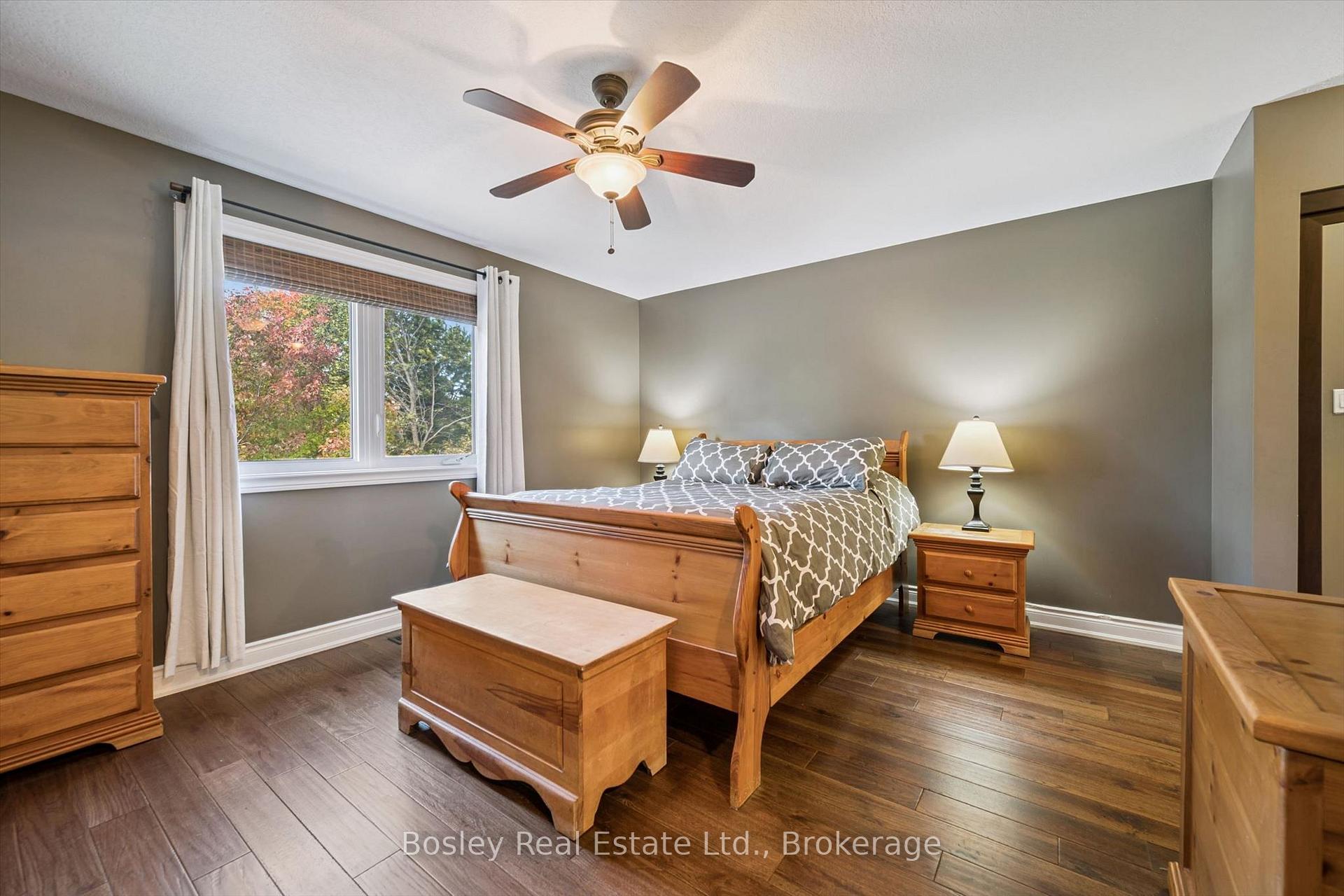 Photo 23 of 26 Glengarry Road, Orangeville — HOMEH