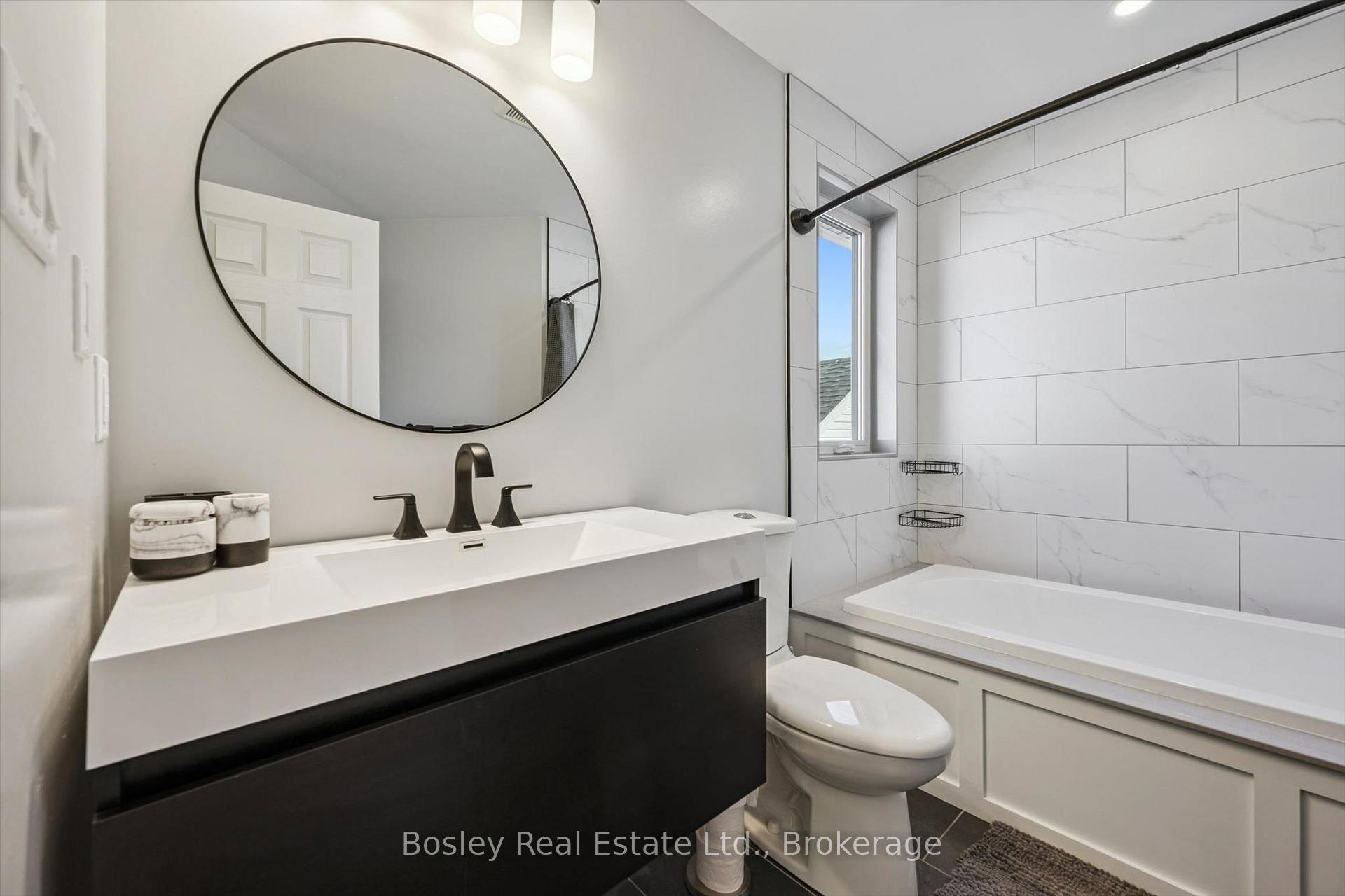 Photo 25 of 26 Glengarry Road, Orangeville — HOMEH